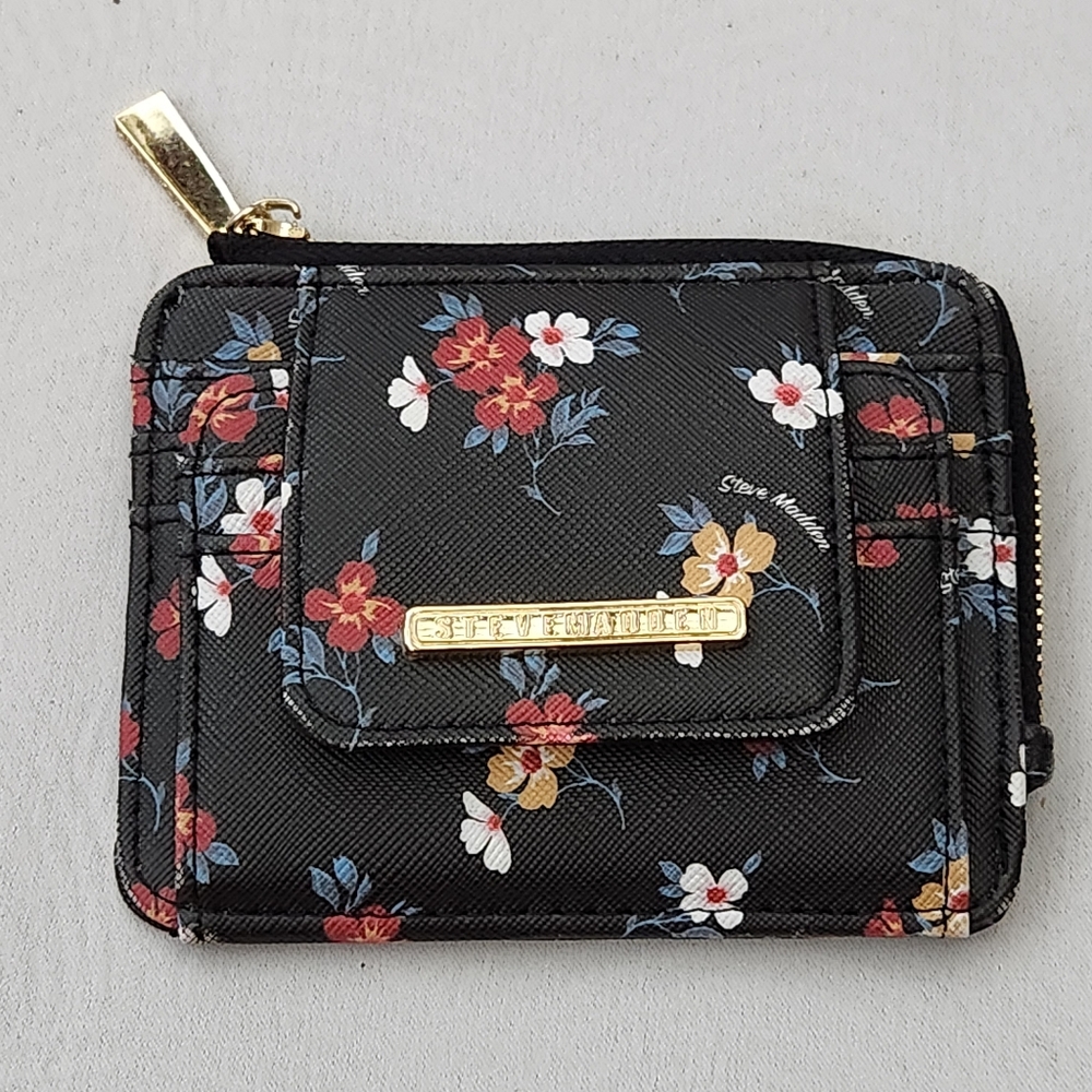 Steve Madden Floral Print Wallet